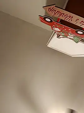 Snapshot of AllLeggs chatting on 12/28/24, 08:16 AllLeggs online show from 12/28/24, 08:16