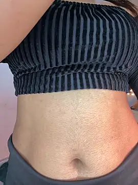 Cinderella-98 online show from 10/17/25, 04:09