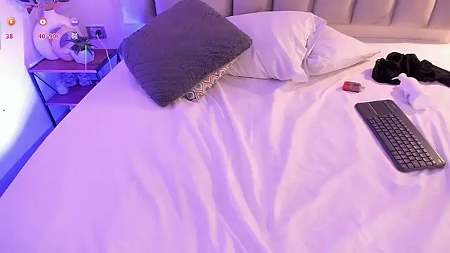  Dahiana online show from 03/19/25, 07:18