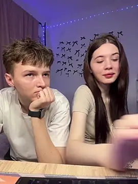 CoddleWeeper  online show from 03/14/26, 05:41