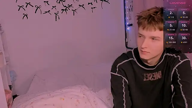 CoddleWeeper  online show from 03/03/26, 01:51