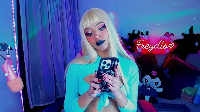 Miss freydis online show from 03/03/26, 05:25