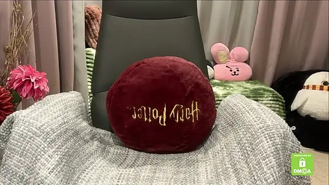 Unique-Beauty online show from 12/16/25, 05:06