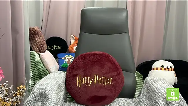 Unique-Beauty online show from 12/19/25, 05:04