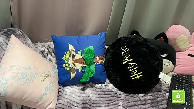 Unique-Beauty online show from 11/04/25, 03:16