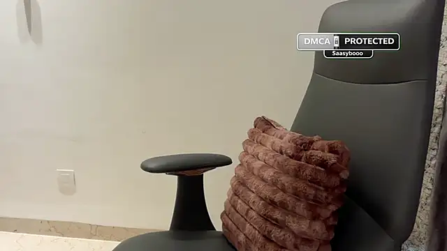 Snapshot of Unique-Beauty chatting on 06/28/26, 06:52 Unique-Beauty online show from 06/28/26, 06:52