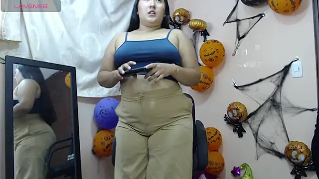 cherrycurvyyy online show from 11/06/25, 07:29