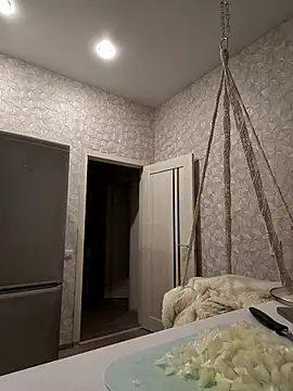  AnMiss  online show from 12/04/25, 07:57