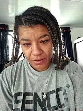 Selket11 online show from 10/30/25, 02:14