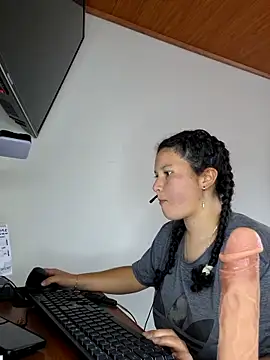 Selket11 online show from 03/21/25, 07:24