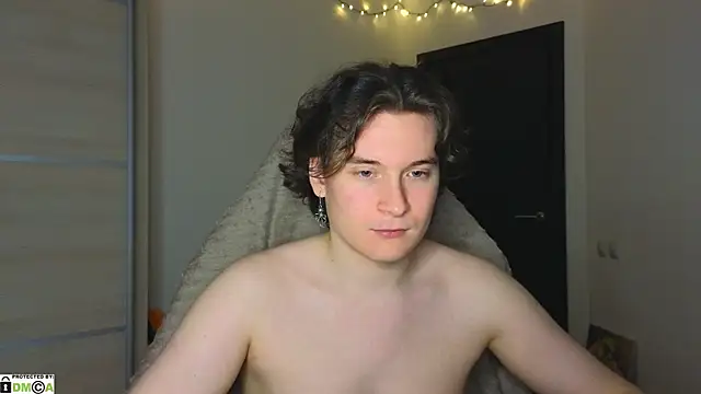 MoreRealAlex online show from 09/28/25, 11:23