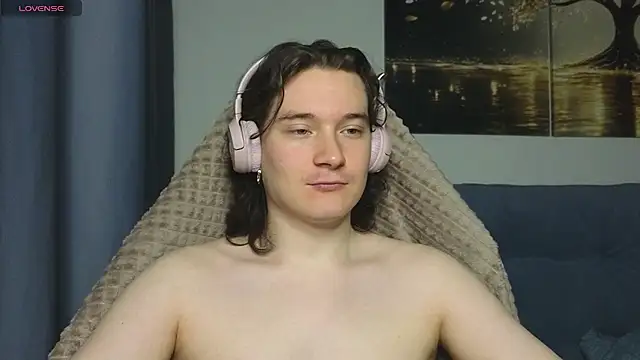 MoreRealAlex online show from 07/26/26, 06:37