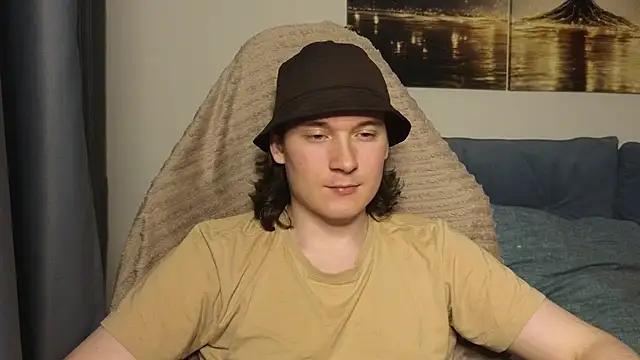 MoreRealAlex online show from 06/25/26, 11:54