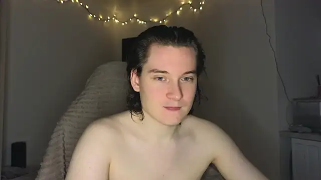 MoreRealAlex online show from 12/01/25, 12:06