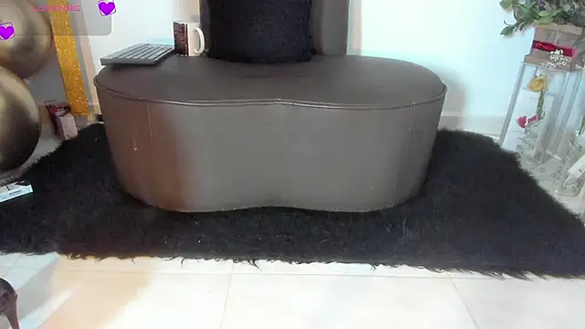 violetmontan online show from 12/17/25, 07:57