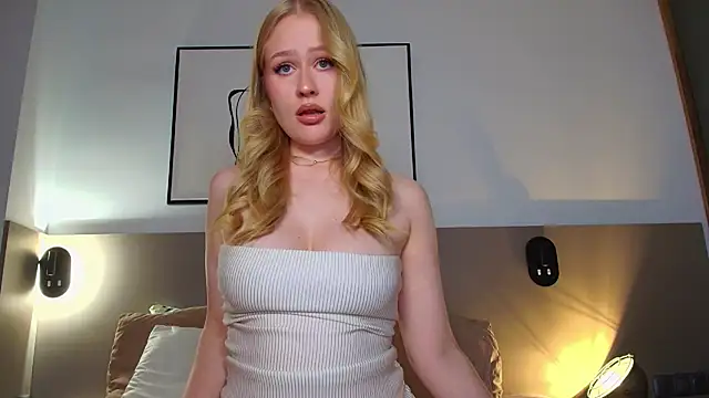 Snapshot of JuliaJaee chatting on 09/26/25, 04:03 JuliaJaee online show from 09/26/25, 04:03