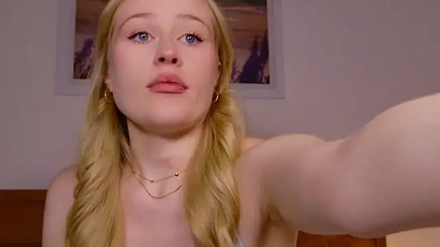 JuliaJaee online show from 02/09/26, 11:30