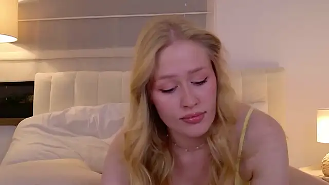 Snapshot of JuliaJaee chatting on 07/16/26, 05:54 JuliaJaee online show from 07/16/26, 05:54