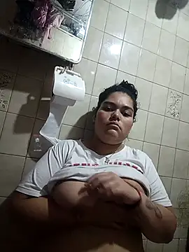 Snapshot of Paola16_6 chatting on 02/27/26, 02:06 Paola16 6 online show from 02/27/26, 02:06