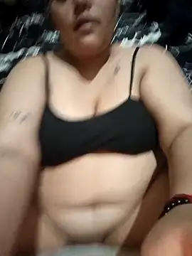 Paola16 6 online show from 04/17/26, 05:21