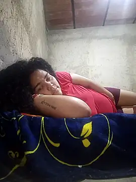 Snapshot of Paola16_6 chatting on 02/14/26, 05:46 Paola16 6 online show from 02/14/26, 05:46