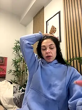 NattyFierros online show from 11/18/25, 09:07