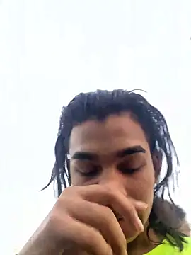 Snapshot of Boypolla11 chatting on 02/05/26, 11:39 Boypolla11 online show from 02/05/26, 11:39