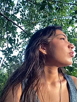 Snapshot of Boypolla11 chatting on 12/03/25, 11:42 Boypolla11 online show from 12/03/25, 11:42