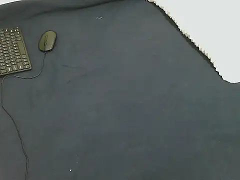 lella-0 online show from 10/26/25, 07:20