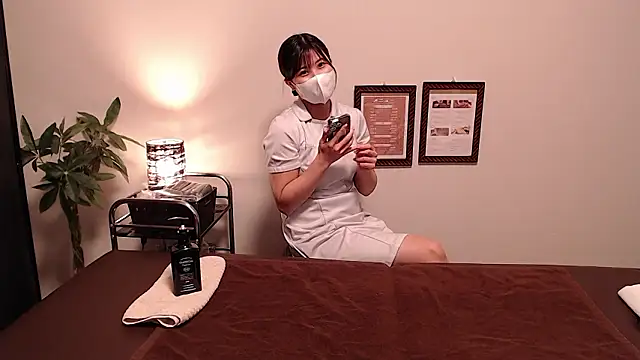 ManaMi-maru online show from 11/29/25, 04:23