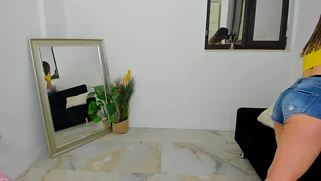 Darya Baby online show from 03/19/25, 07:38