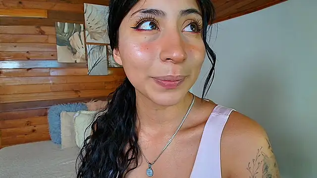 amber curly online show from 03/02/26, 07:10