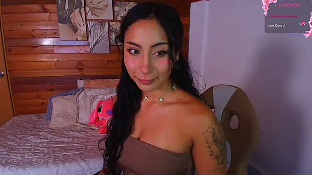 amber curly online show from 12/03/25, 09:47