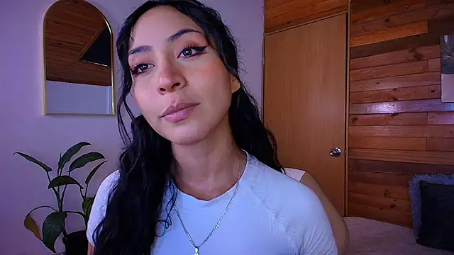 amber curly online show from 05/29/26, 05:52