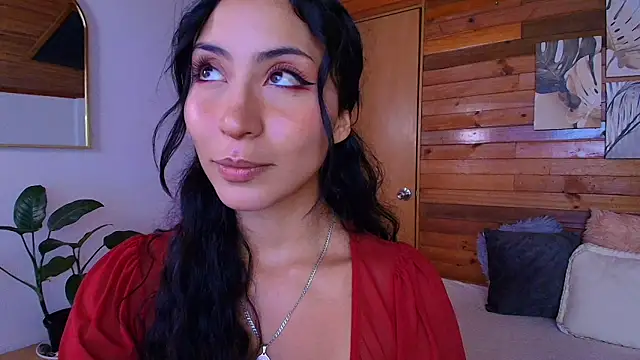 amber curly online show from 04/29/26, 09:32
