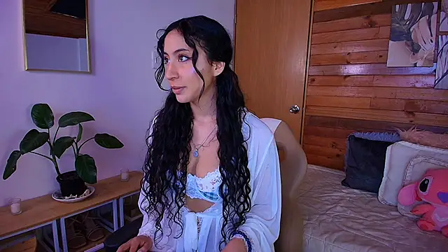 amber curly online show from 04/11/26, 05:05