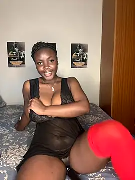 Snapshot of Tushy_baiby2000 chatting on 10/05/25, 02:52 Tushy baiby2000 online show from 10/05/25, 02:52