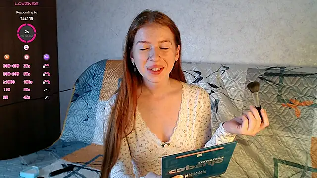 Snapshot of KatalinaAmore chatting on 10/01/25, 03:38 KatalinaAmore online show from 10/01/25, 03:38