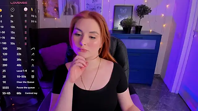 BellaTorne  online show from 01/28/25, 04:08