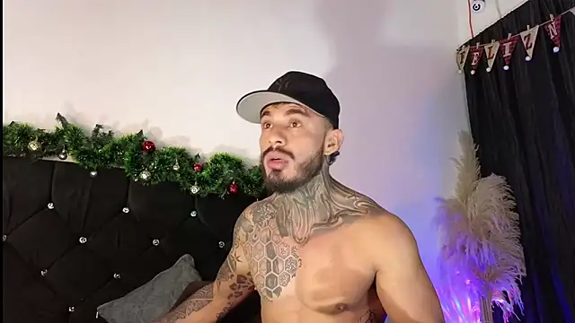 john cartter1 online show from 12/01/25, 11:11