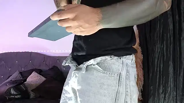 john cartter1 online show from 04/04/26, 12:23