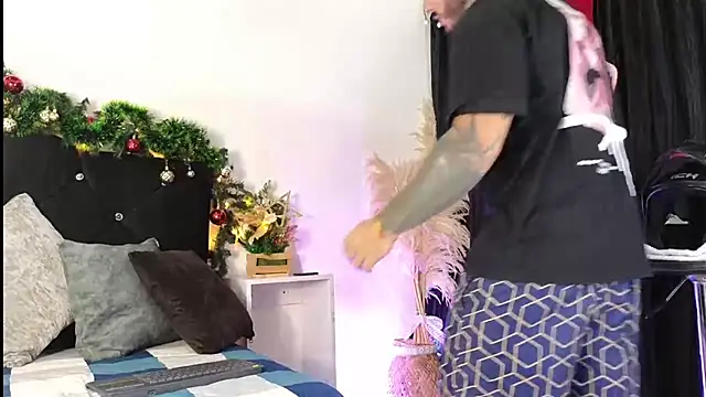 john cartter1 online show from 11/20/25, 11:11