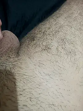 rodrig3105 online show from 11/30/25, 04:13