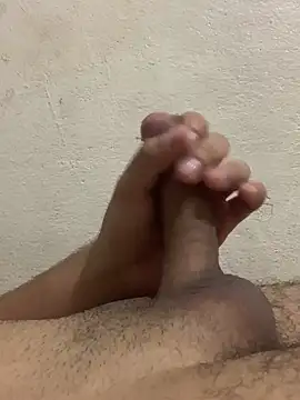 rodrig3105 online show from 03/20/25, 01:46