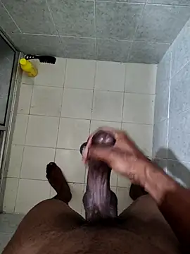 Negrotnt11 online show from 10/05/25, 01:24