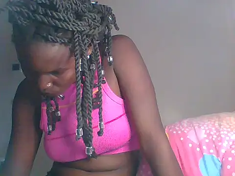 Snapshot of Fine_baby0001 chatting on 06/14/26, 02:51 Fine baby0001 online show from 06/14/26, 02:51
