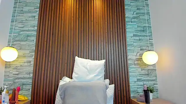 alannavidal online show from 12/17/25, 08:25