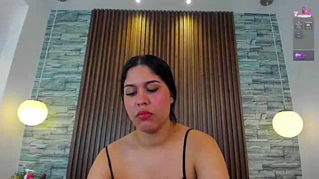 Snapshot of alannavidal chatting on 01/18/26, 02:37 alannavidal online show from 01/18/26, 02:37