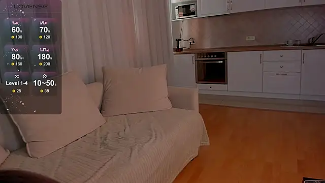 risingrose  online show from 09/21/25, 09:36