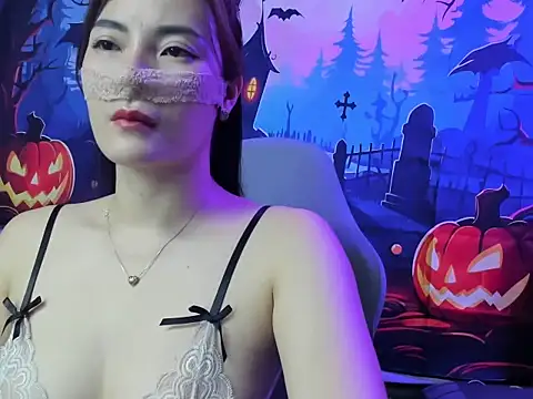 Sugar lipsz online show from 10/16/25, 06:32